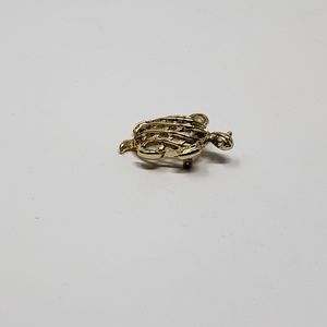 Vintage Gerrys Sea Turtle Brooch